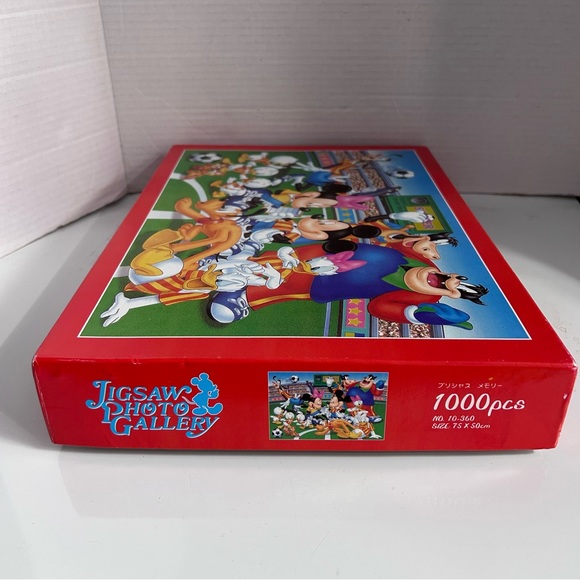 1000 pcs Disney Mickey & gang Let’s play soccer jigsaw puzzle - Picture 6 of 6